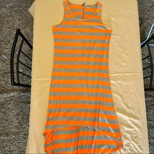 Lati fashion dress in a size XL.